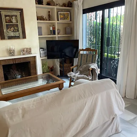 بيت للعطل Homely Guadalvillas 128 *